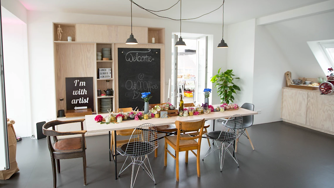 Geburtstagsfeier Ideen München: OutOfOffice Glockenbachviertel