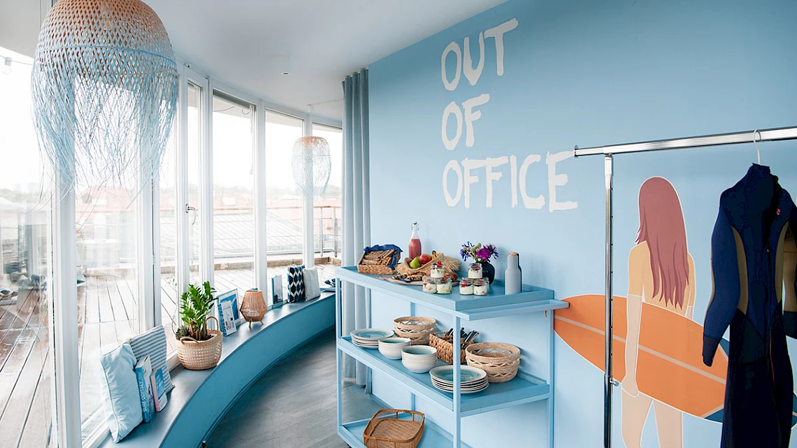 All-round access to the OutOfOffice Munich Eisbach roof terrace