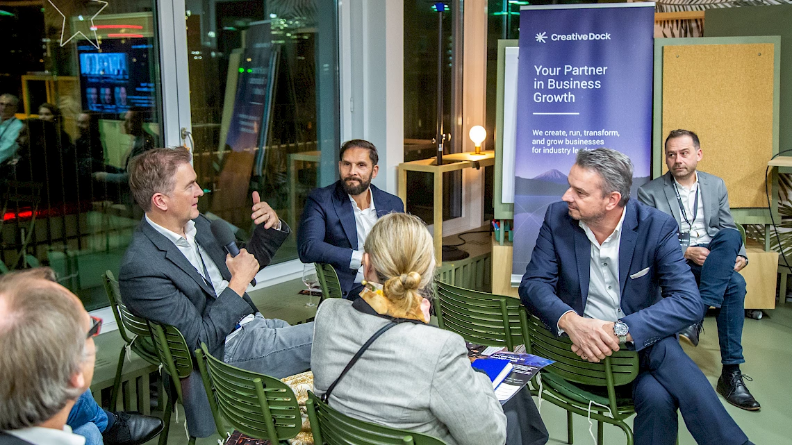 Exchange ideas at a business event in the Westend event location