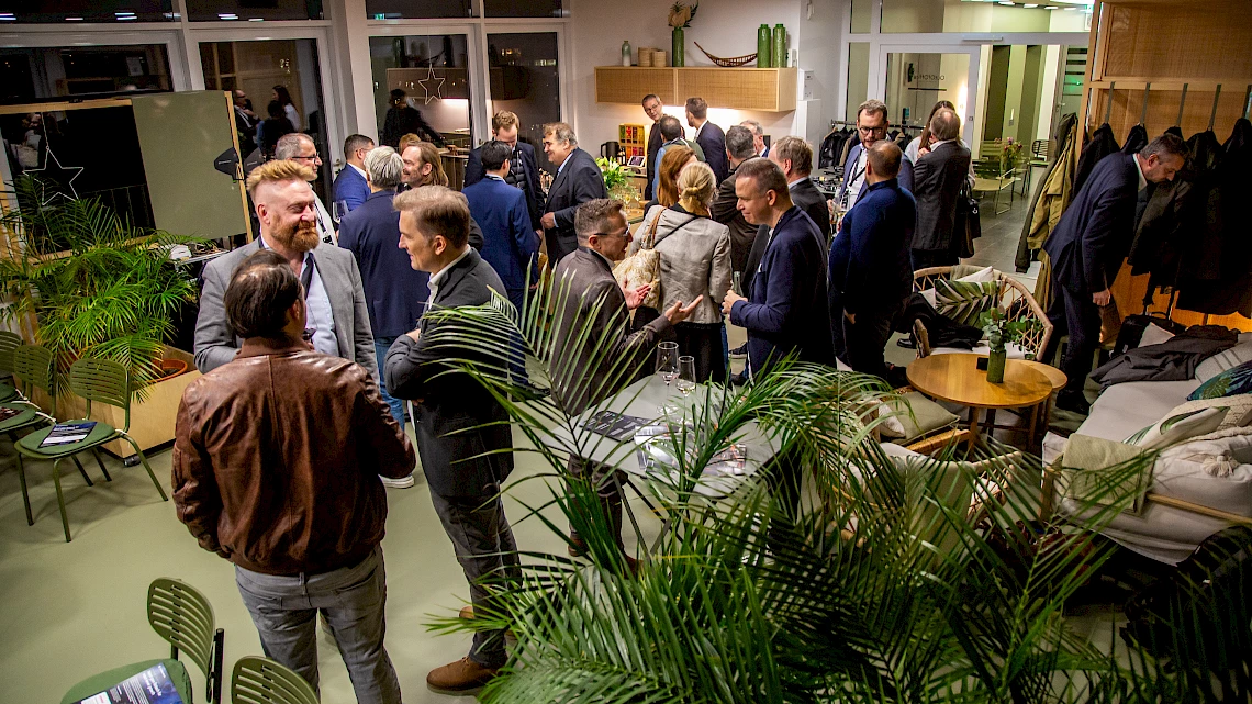 Networking at a business event at OutOfOffice Westend