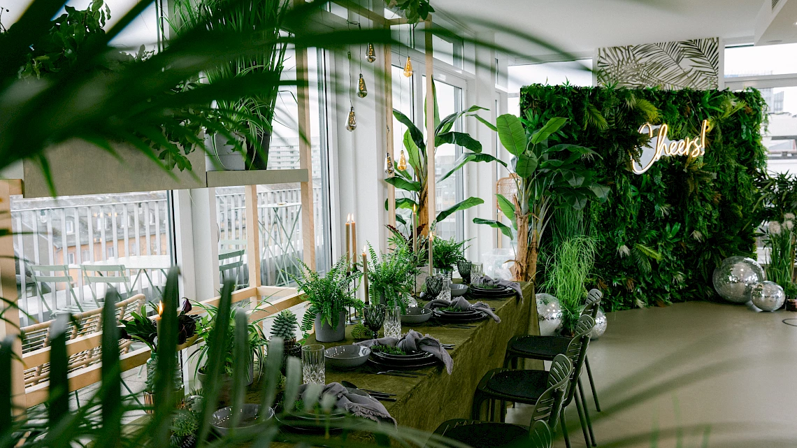 Birtday party venue Frankfurt: OutOfOffice Westend