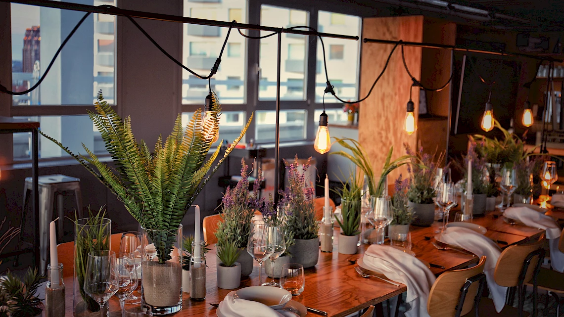 Birthday party venue Frankfurt: OutOfOffice Sachsenhausen