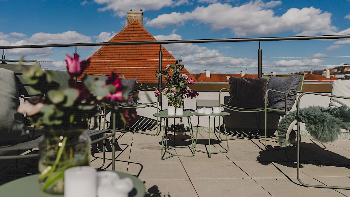 Cozy ambience included: in your birthday party venue Stuttgart by OutOfOffice