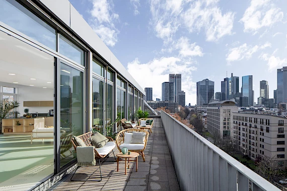 Traumhafter Ausblick von der Eventlocation OutOfOffice Westend Frankfurt