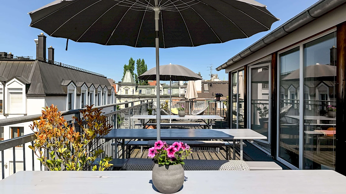 Munich summer party location with roof terrace in the middle of the Glockenbach district