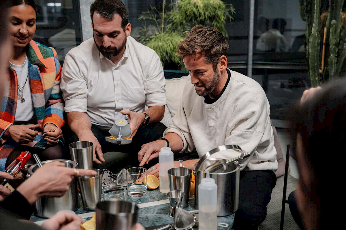 Christmas party idea: Sparkling cocktail courses
