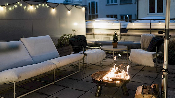 Lounge with fire bowl for your Christmas party in Stuttgart