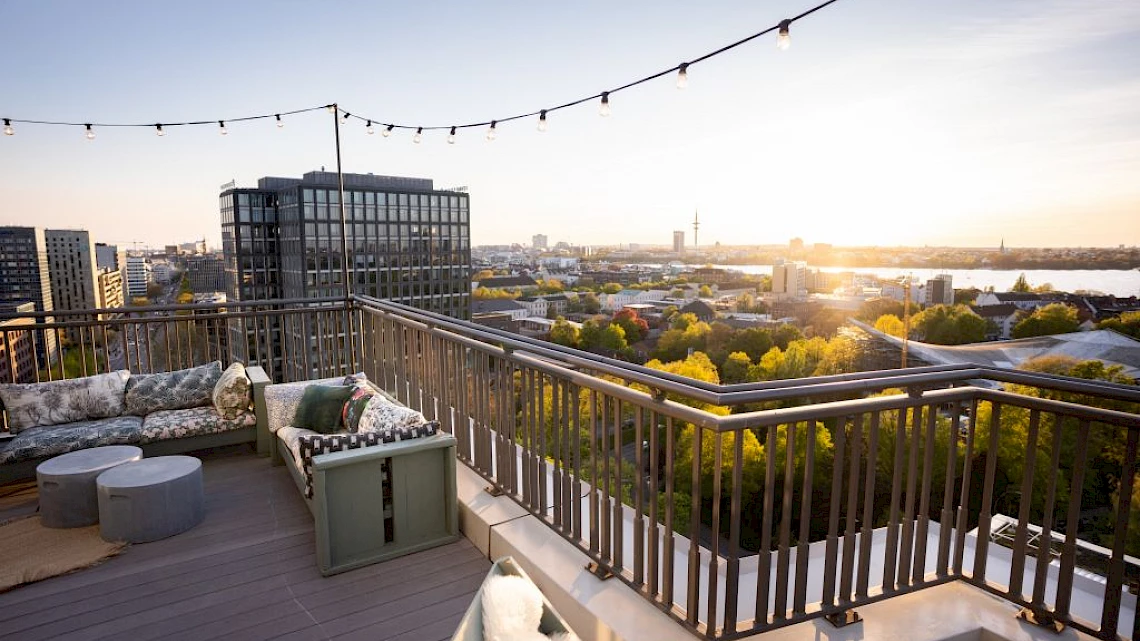 Roof terrace of the Hamburg event location near the Alster